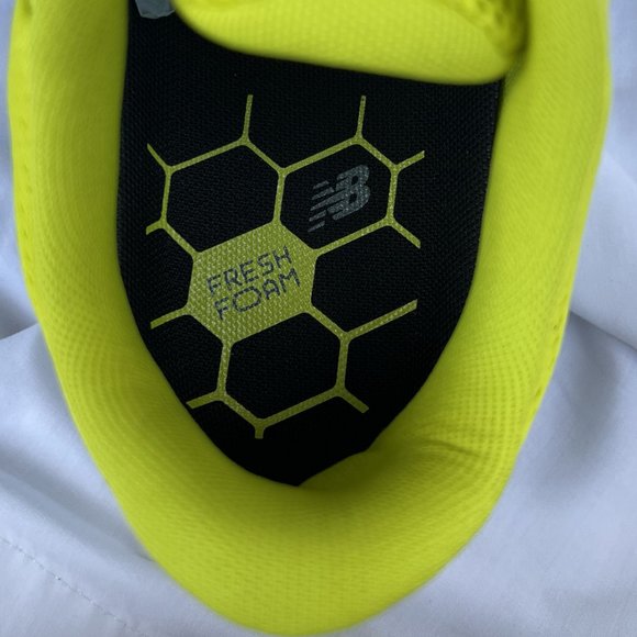 New Balance Fresh Foam men's running shoes MEVOZCY1 Size 8 Extra Wide w/ Box - Picture 7 of 9